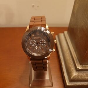 Brand New Brown & Rose Gold Geneva Women's Silicone Watch